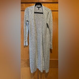 White House Black Market Black Gray Sheath Sweater